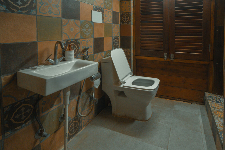 Bathroom 4, Hotel Aranya Virasat, Nainital