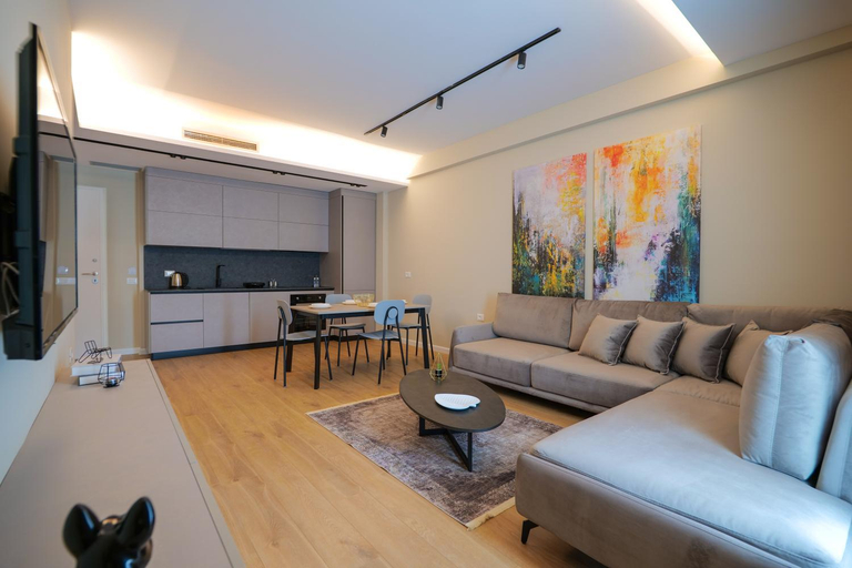 Others 4, DAED Luxury Residence, Sarandës