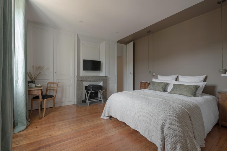 Bedroom 12