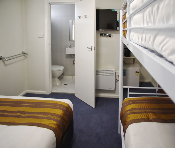Bedroom 3, Selwyn Star Lodge, Snowy River