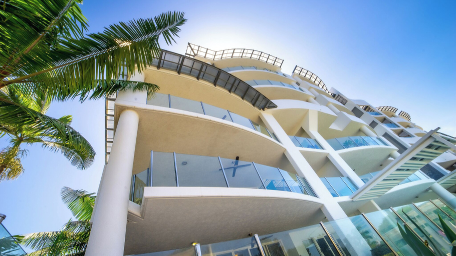 Exterior & Views 2, Waters Edge Apartment, Cairns