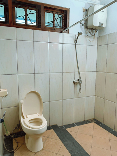 Bathroom 3
