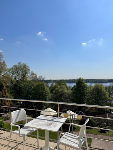 Food & Drinks 5, Geovita w Jadwisinie, Wołomin