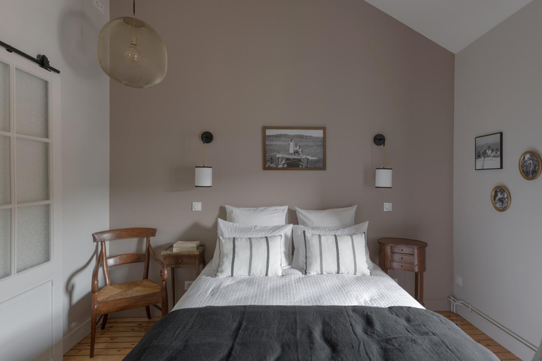 Bedroom 16