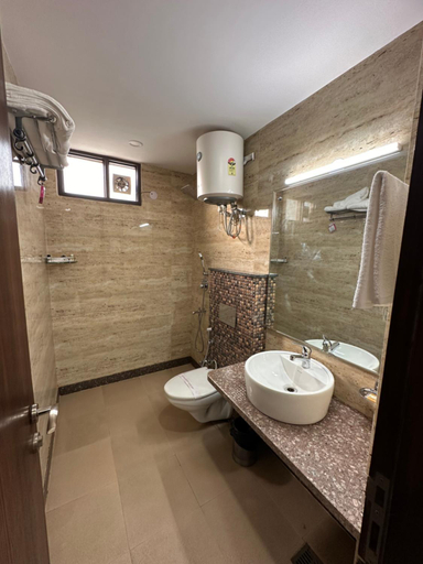 Bathroom 4