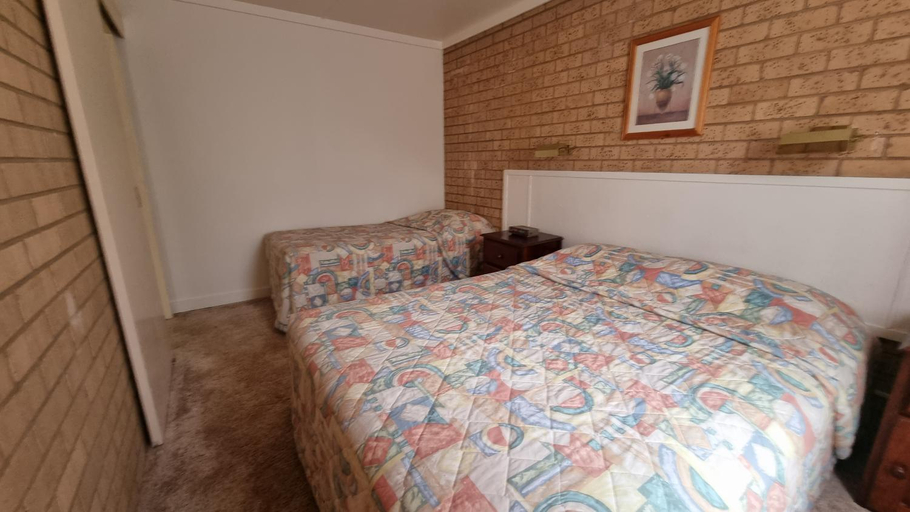 Bedroom 9