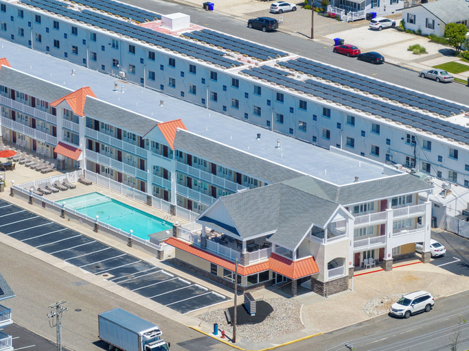 Exterior & Views 2, Desert Sand Resort, Cape May