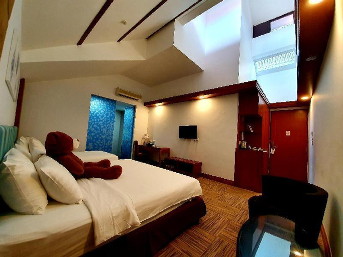 Bedroom 6