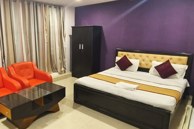 Bedroom 2, Hotel Diamond Park, Madhapur, Hyderabad
