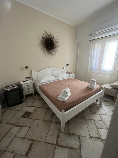 Others 3, B&B Il Mandorlo, Cagliari