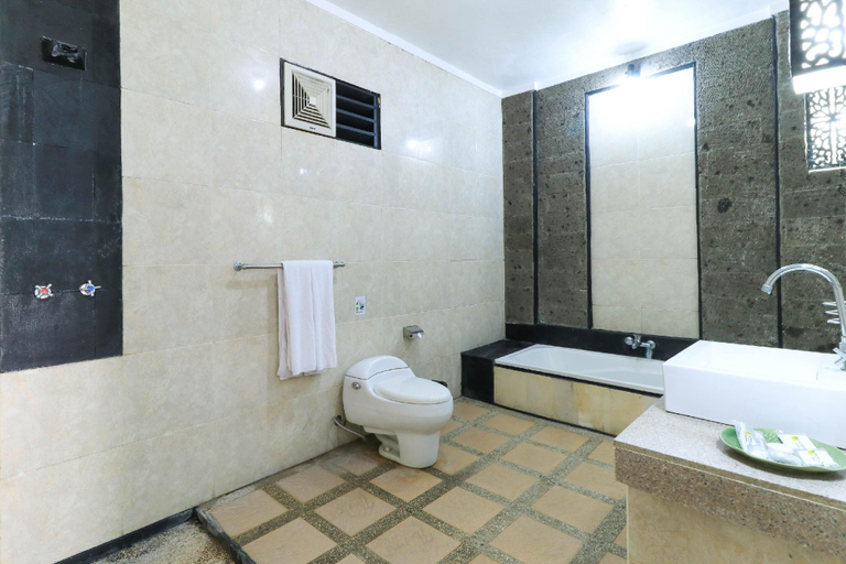 Bathroom 6