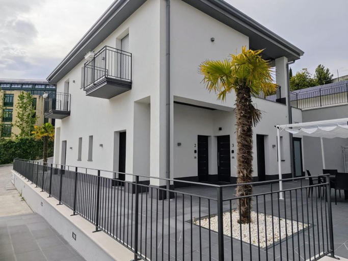 Others 3, Residence le Palme, Potenza