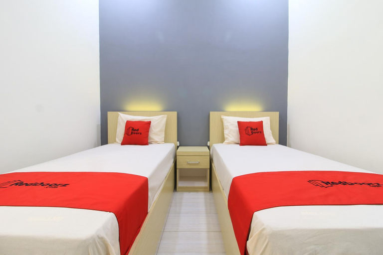 Bedroom 30