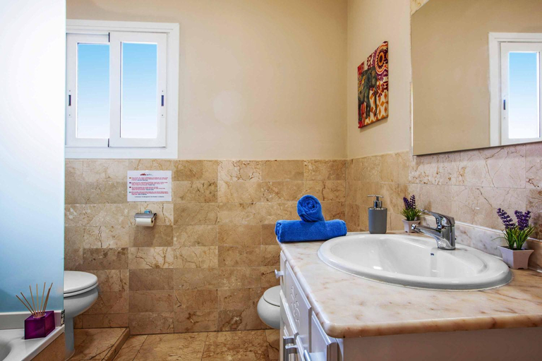 Bathroom 3, Villa Field Dreams, Las Palmas
