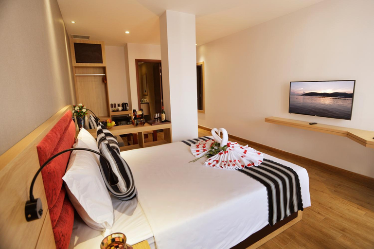Bedroom 15