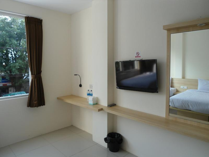 Bedroom 4, New Moonlight Hotel, Bandung