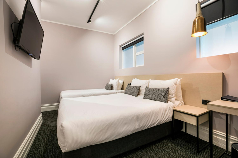 Bedroom 26