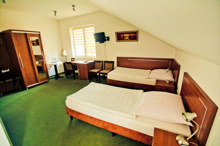 Bedroom 6