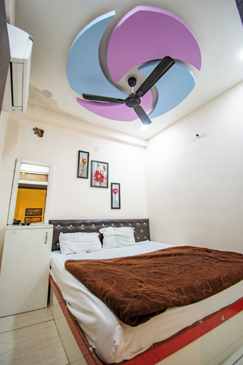 Bedroom 3, Hotel Shiv Sharnam, Ujjain
