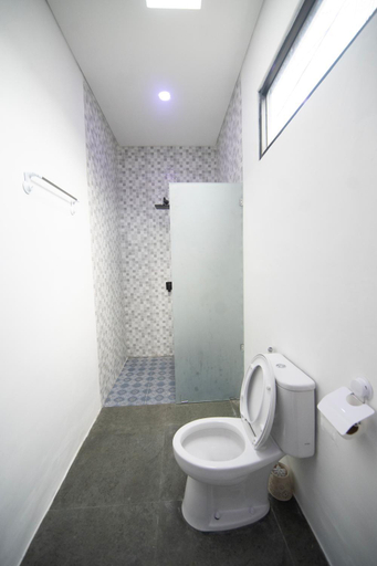 Bathroom 4, 3 Bedroom Villa, Canggu, Bali-Near Beach, Yolo 365, Badung