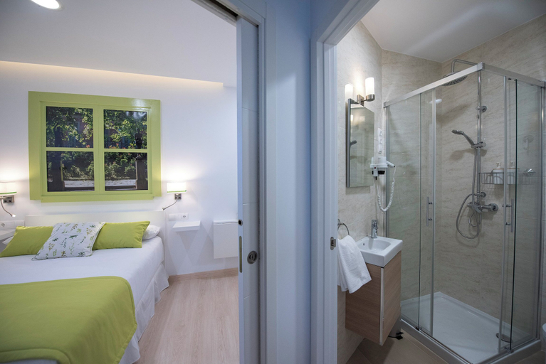 Bedroom 3, BOLBORETA APARTMENTS BY COMO EN CASA, A Coruña