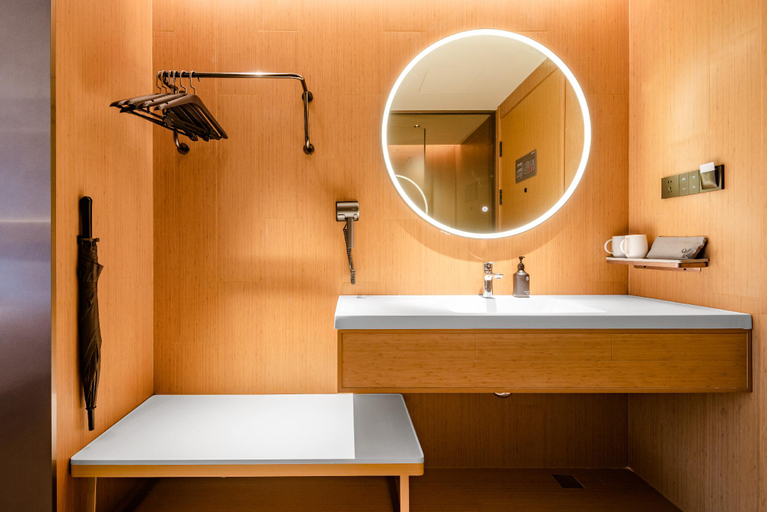 Bathroom 3, Ji Hotel Zhengzhou South Third Ring Jindai Industrial Park, Zhengzhou