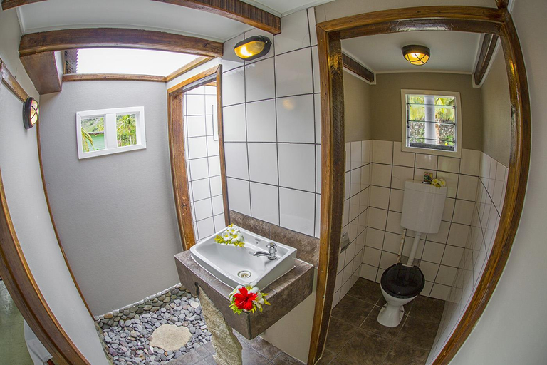 Bathroom 3, Barefoot Kuata Island Resort Fiji, Ba
