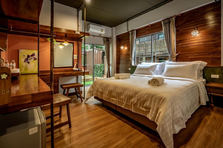 Bedroom 10
