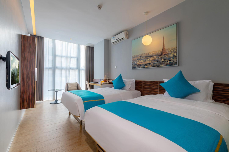 Bedroom 15