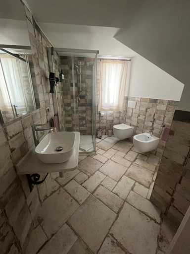 Others 5, B&B Il Mandorlo, Cagliari