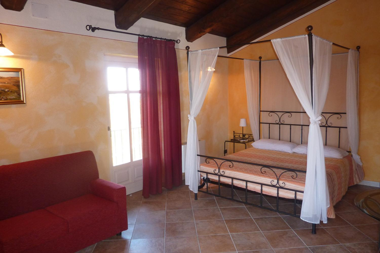 Bedroom 13