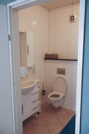 Bathroom 3, Hotel Brasserie de Kroon, Gulpen-Wittem