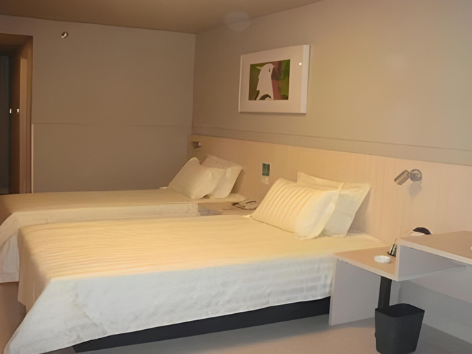 Bedroom 3, Jinjiang Inn Baotou Wenhua Road, Baotou