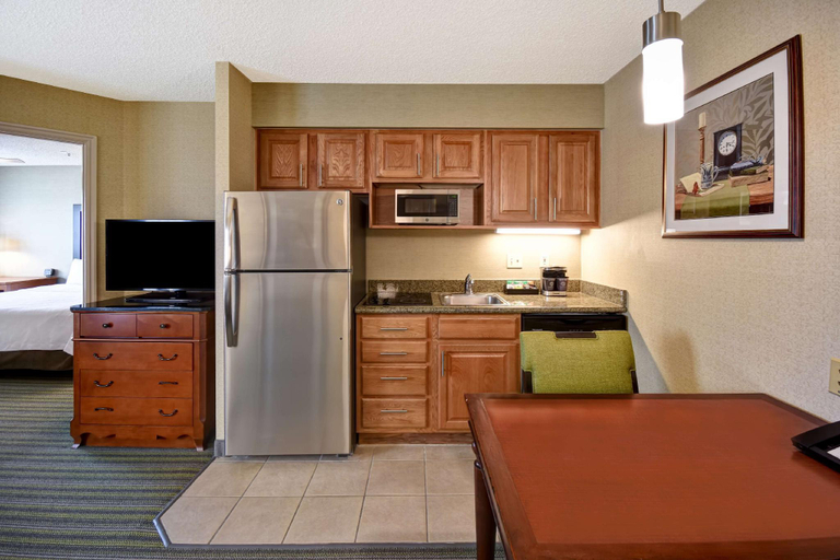 Dining Room 24