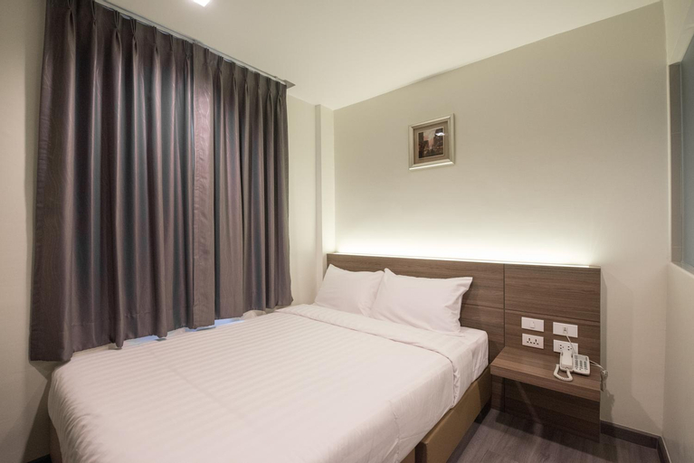 Bedroom 12
