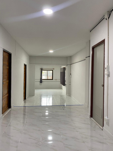 Others 3, Ladakul Hostel, Chom Thong