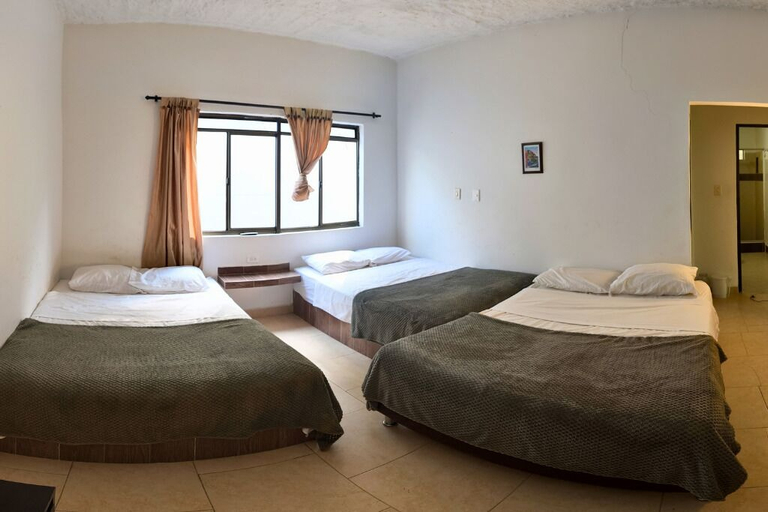 Bedroom 2, finca la Roca, Zipacón