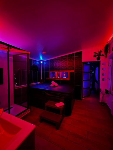 Others 3, Loveroom L'1TIMISTE CDS, Seine-Saint-Denis