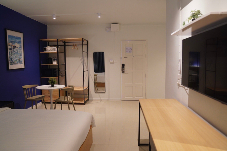 Dining Room 21