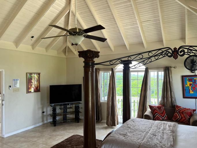 Bedroom 3, Retreat Guest House