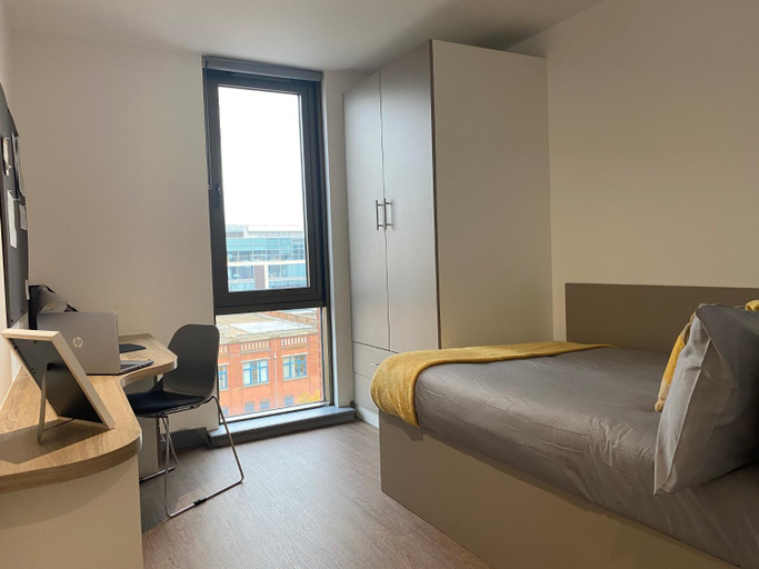 Bedroom 2, Great Patrick Street in Belfast, Belfast