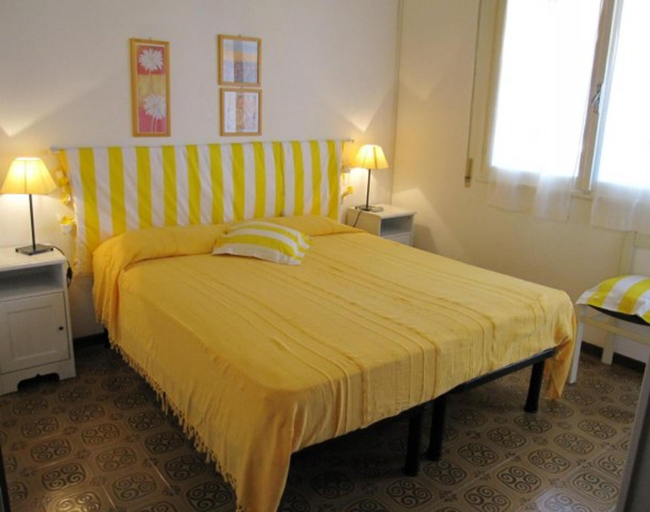 Bedroom 2, Flat with big terrace in Grado - Beahost Rentals, Gorizia
