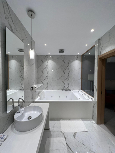 Bedroom 4, Hotel Driloni, Pogradecit