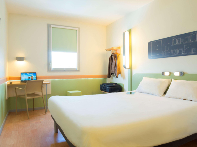 Bedroom 3, Ibis Budget Valence Sud, Drôme