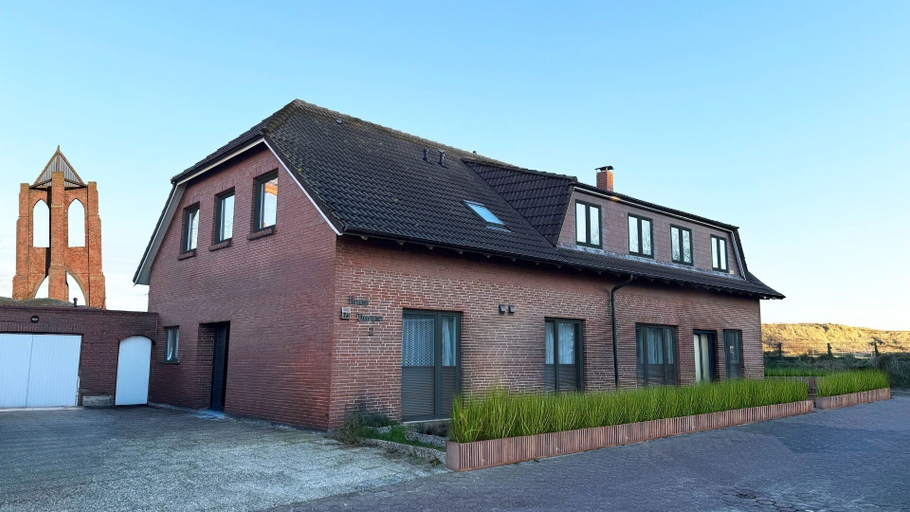 Exterior & Views 2, Kaap2, Leer