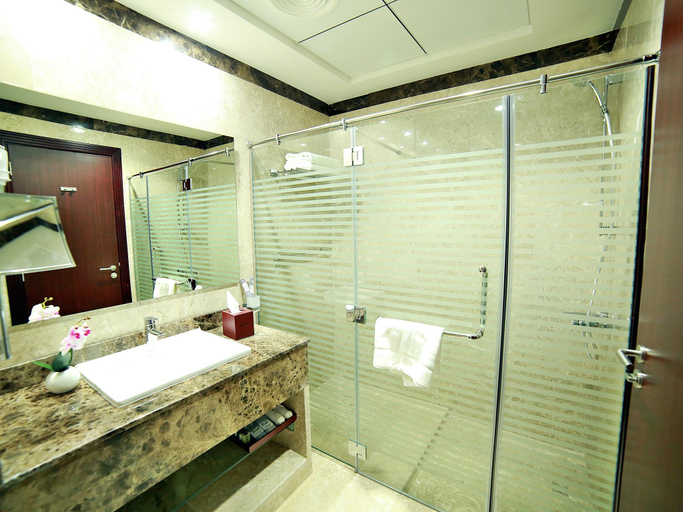 Bathroom 5, Telal Hotel apartments, Dubai