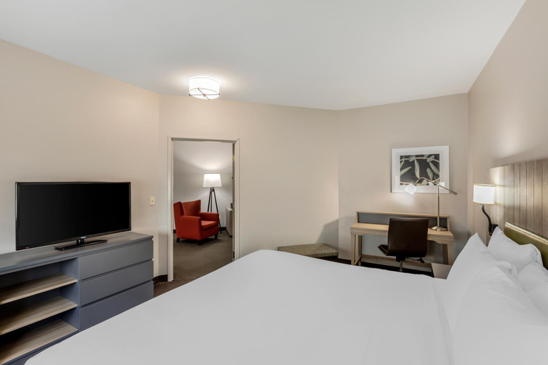 Bedroom 12