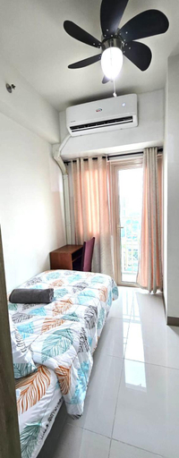 Coast Residences - 2 Bedroom with Balcony facing Mall of Asia, Manila Bay & Pool View, Pasay City