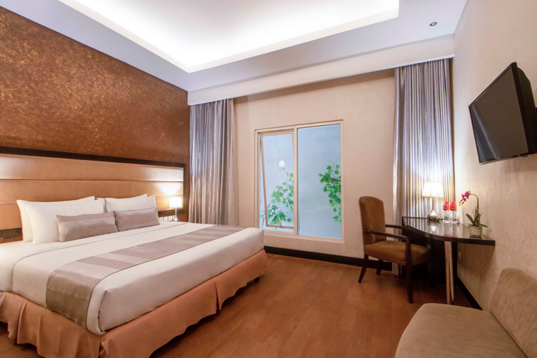 Bedroom 3, Solaris Hotel Malang, Malang