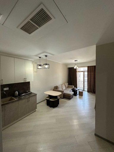 Others 4, Spacious 1BR Pool & Sauna
